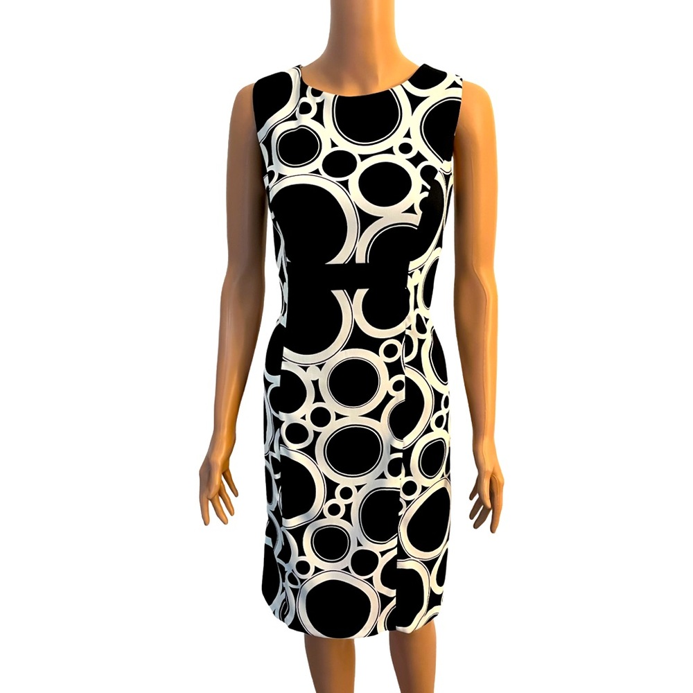 Black and white dress by Kim Rogers.